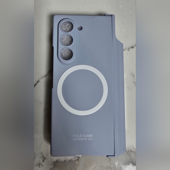 Galaxy Z Fold 6 Case + MagSafe Car Mount - All-Inclusive Protection 2-4-1 - Picture 5 of 9